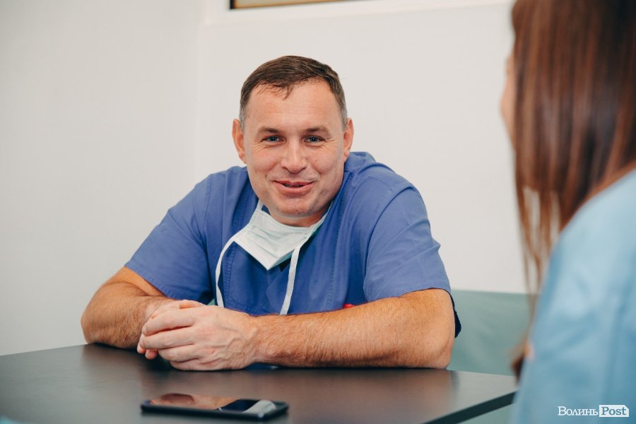 Через 6 годин після заміни суглоба стати на ноги